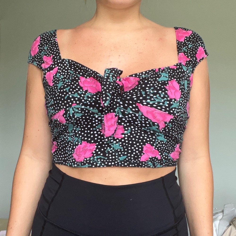 MOTEL Crop Top